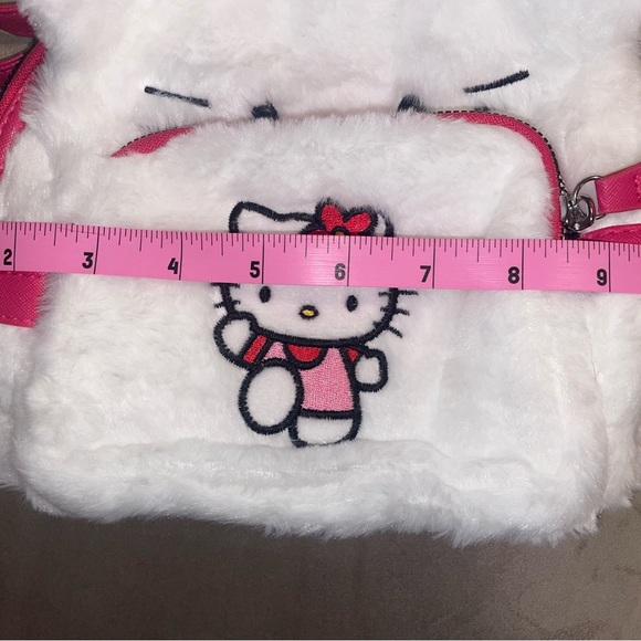 🆕 Hello Kitty backpack 🎒 - Picture 6 of 6